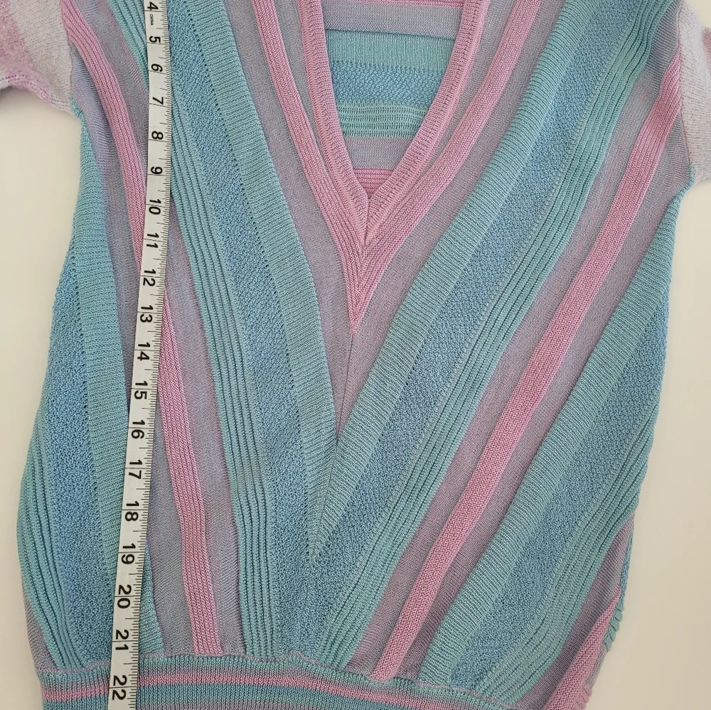 Tularosa Kinsley  XS Sweater pastel colors - Picture 6 of 9